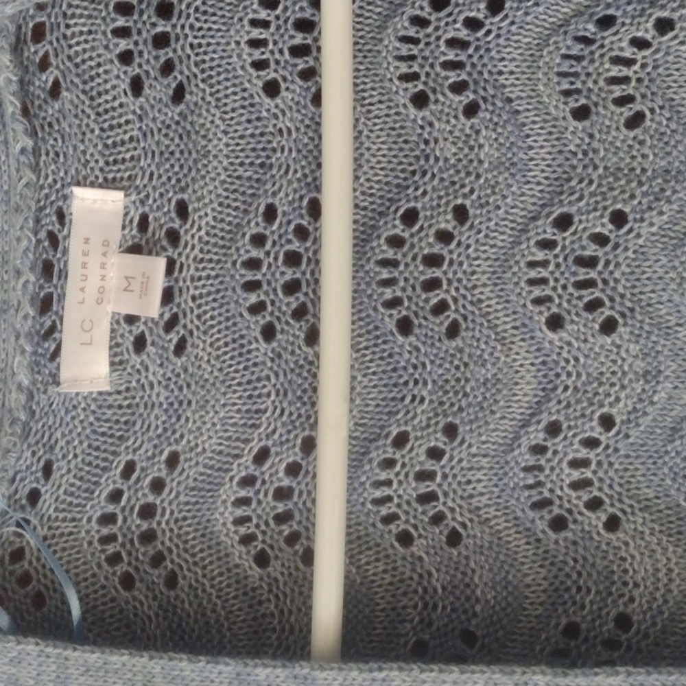 Sweater - Picture 2 of 3